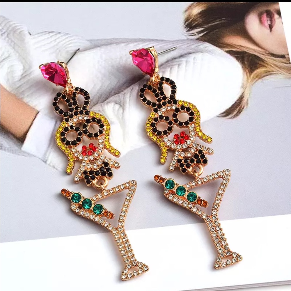 Retro cool Bunny Girl Cocktail Glass Earrings